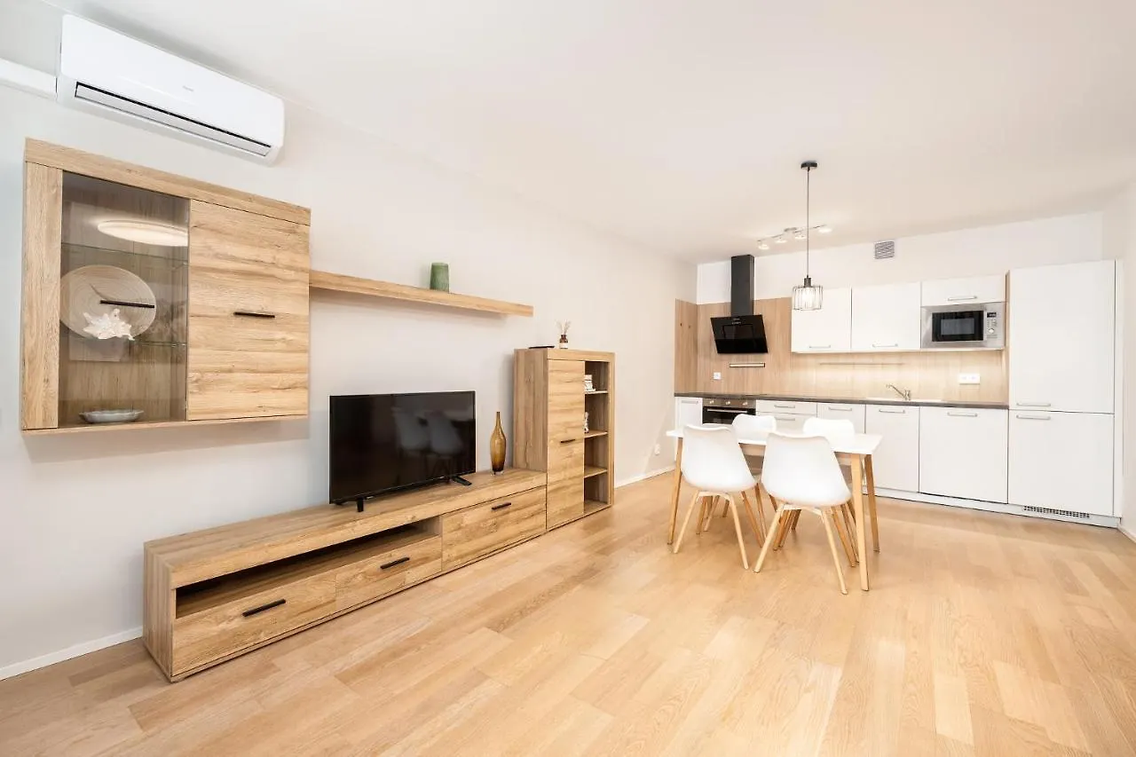 Mill Apartments Brno 0*,